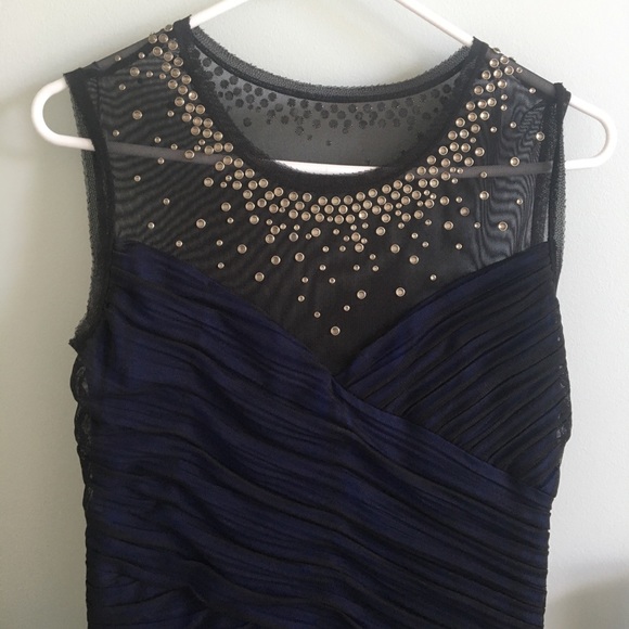 BCBG bodycon dress - Picture 2 of 4